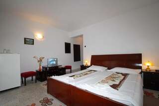 Отель Hotel Sanda Венус Двухместный номер с 1 кроватью или 2 отдельными кроватями и балконом-26